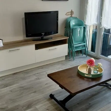 Au Coeur De Port - T2 30 M² - A Pied Apartment Frejus