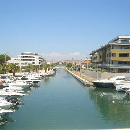 Au Coeur De Port - T2 30 M² - A Pied Apartament Fréjus